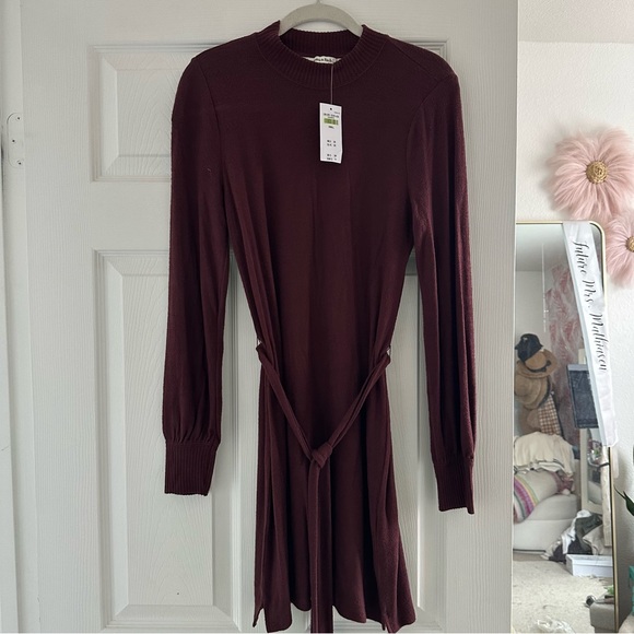 Abercrombie & Fitch Dresses & Skirts - Abercrombie-Sweater dress